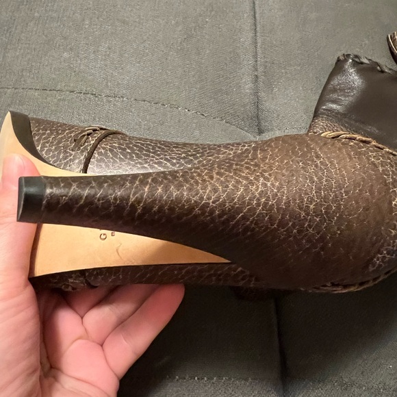 Genuine leather authentic Gucci Boots. New without box!!!! Not used!!!! - Picture 8 of 9